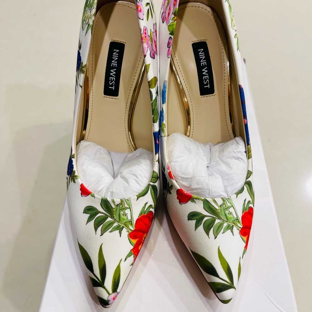 Nine West Red and Green Heels Floral Design